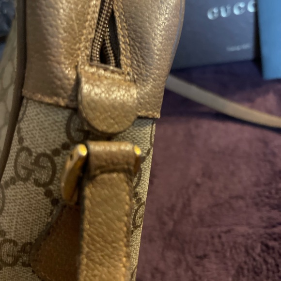 Authentic Vintage Gucci Cross Body”Beautiful preloved please look at all photos. - Picture 8 of 12